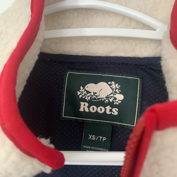 Roots sweater/jacket - Picture 2 of 2